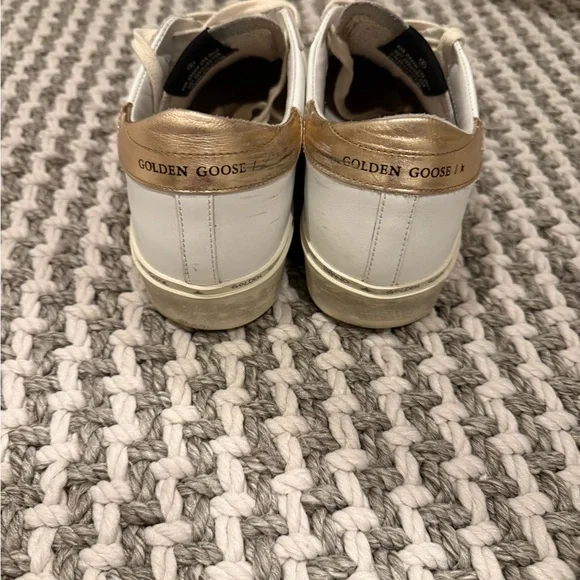 Golden Goose Women's White and Gold Sneakers - Picture 4 of 7